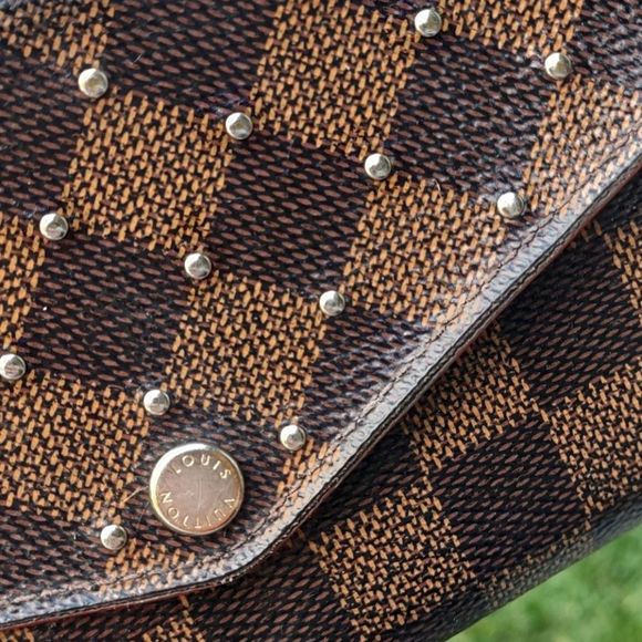Authentic Louis Vuitton Studded Damier Sarah Wallet - Picture 3 of 10